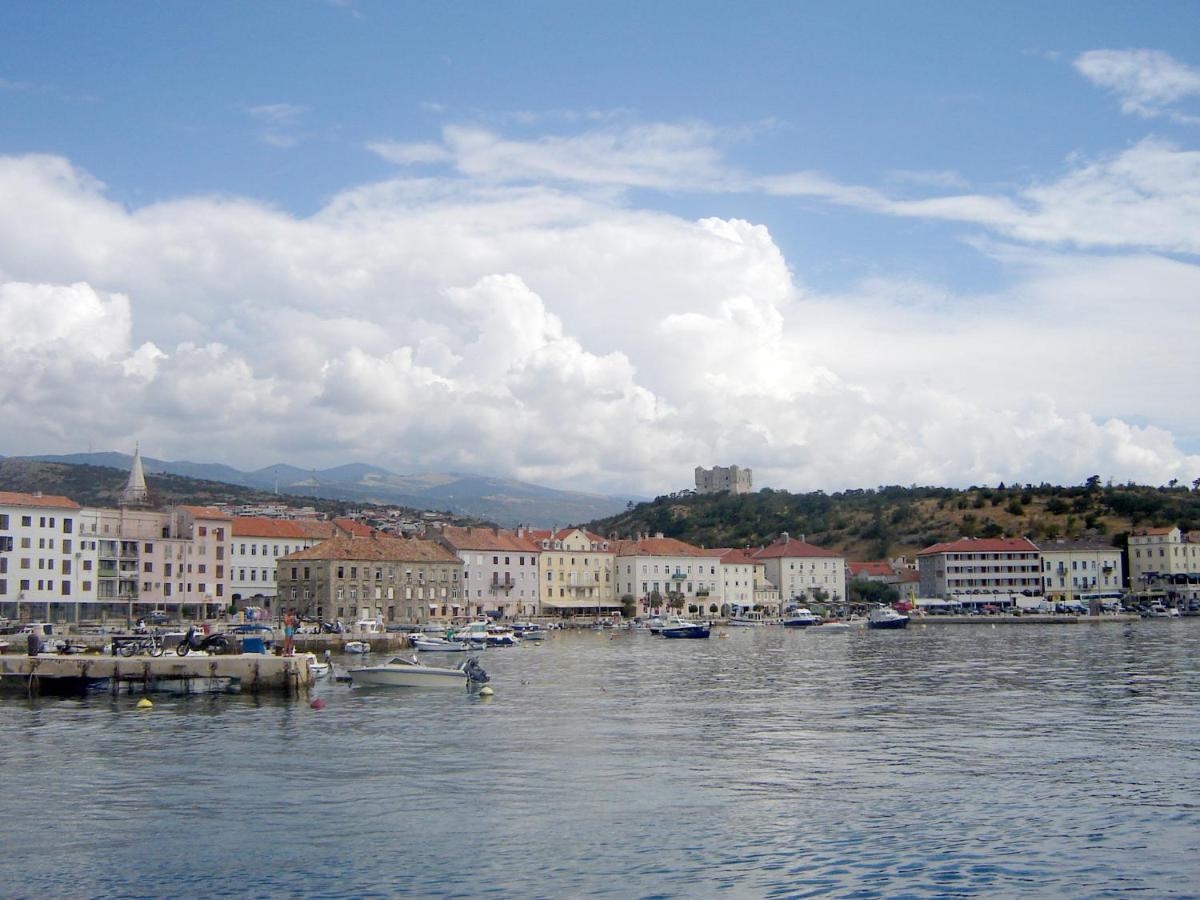 Apartmani Silvana&Vera Senj  Exteriör bild