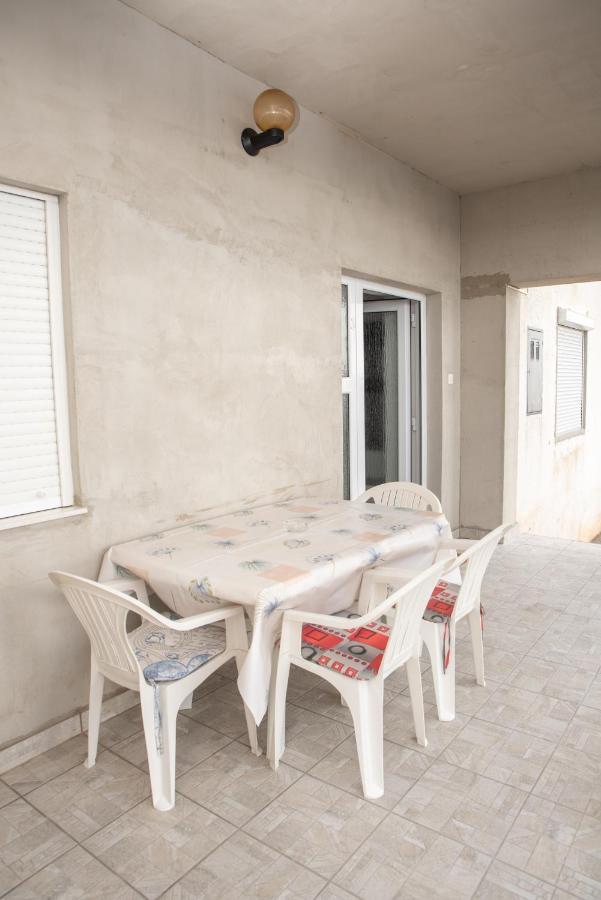 Apartmani Silvana&Vera Senj  Exteriör bild