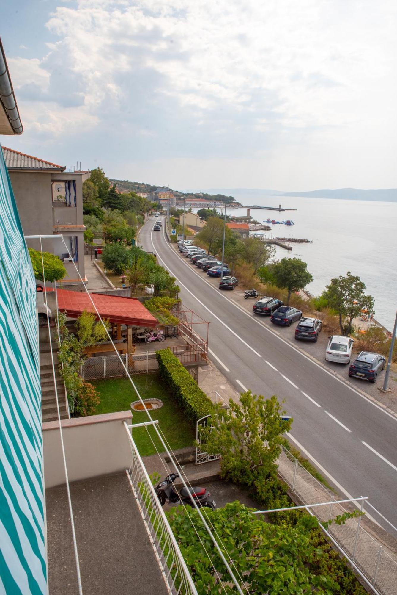 Apartmani Silvana&Vera Senj  Exteriör bild