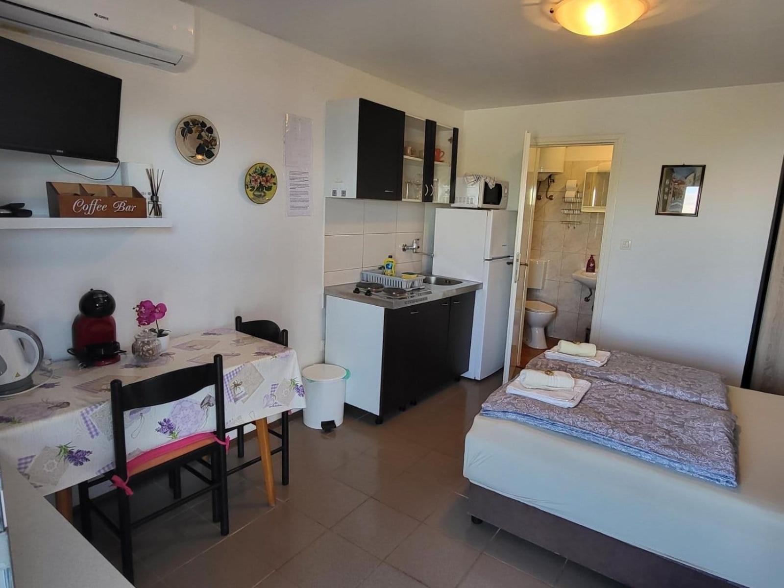 Apartmani Silvana&Vera Senj  Exteriör bild
