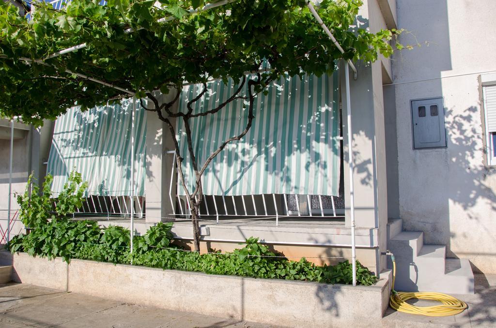 Apartmani Silvana&Vera Senj  Exteriör bild